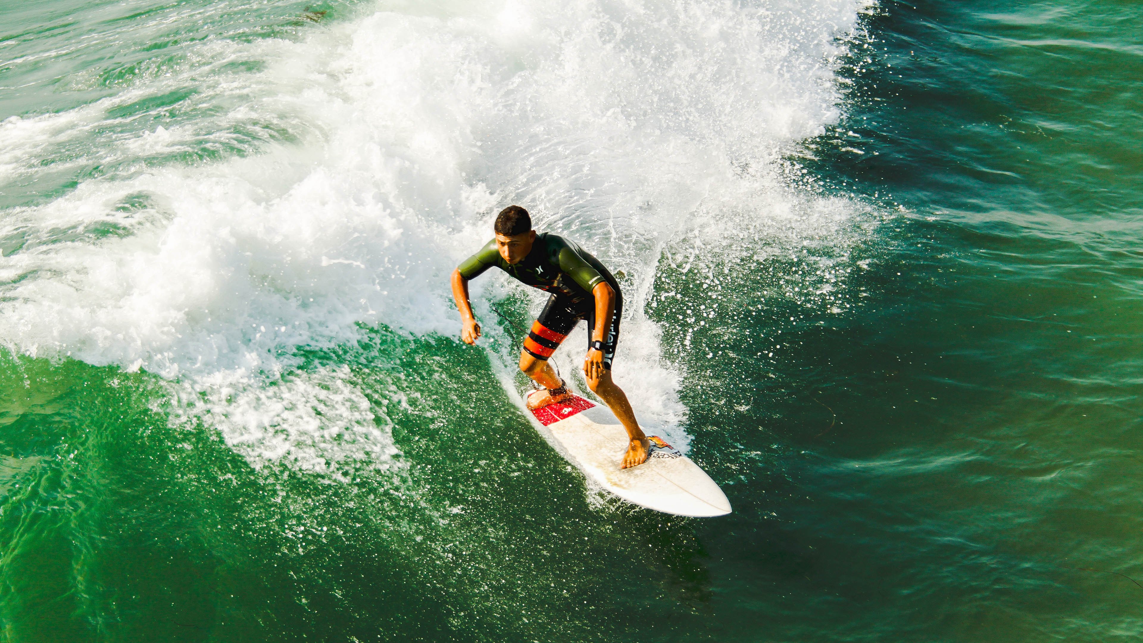 开云体育移动版-山东泰山主场收官告捷！中超10场不败，7战天津津门虎全胜，连续刷新纪录